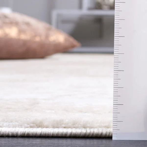 Safavieh Hannah Collection Grace Indoor Area Rug