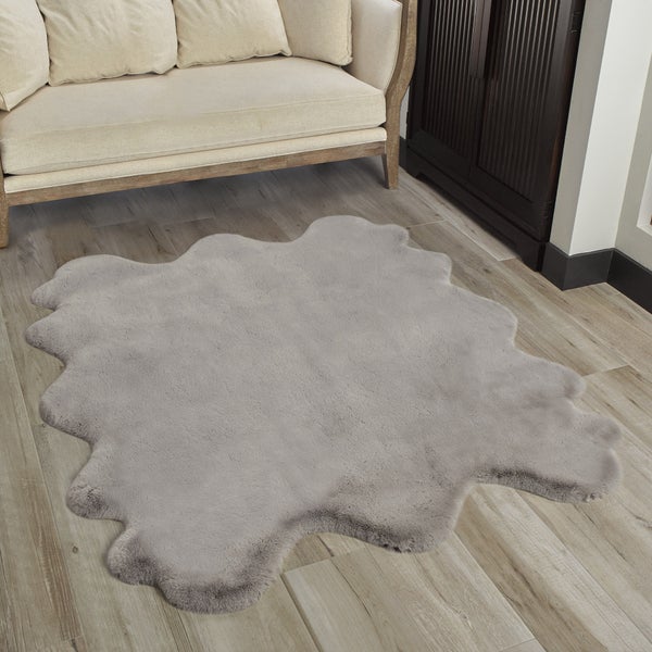 Mon Château Sexto Faux Fur Rug