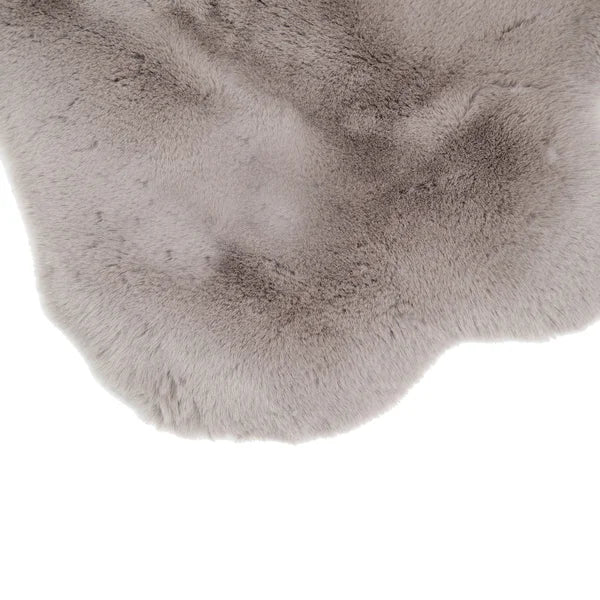 Mon Château Octo Faux Fur Rug