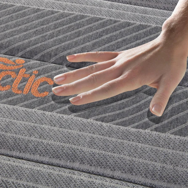 Springwall Chiropractic Hybrid 35.5 cm (14 in.) Mattress