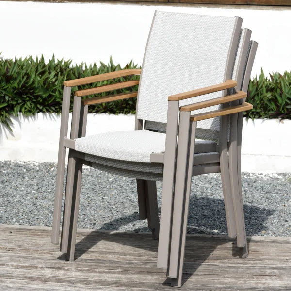 Maui 9-piece Patio Dining Set