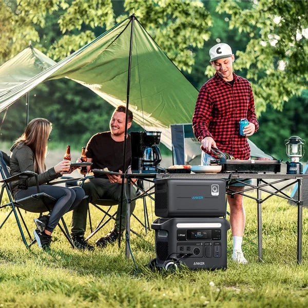 Anker SOLIX F2600 Portable Power Station Kit with 200W Solar Panel