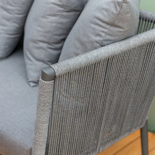 Topaz 5-piece Deluxe Patio Dining Set