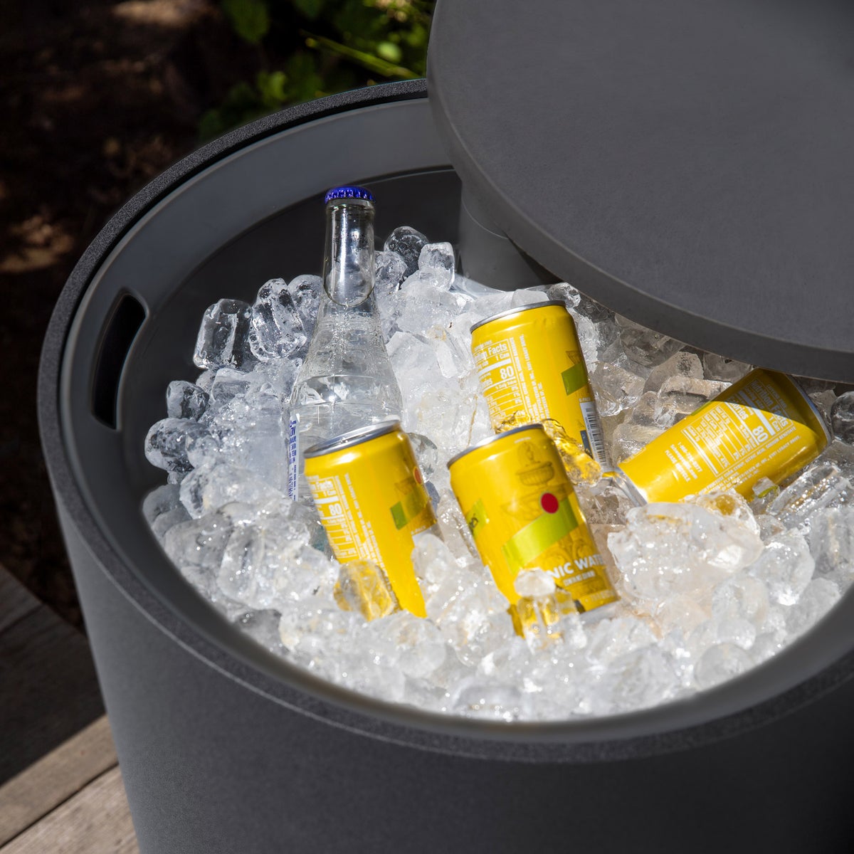 Veradek Copa Cooler Table