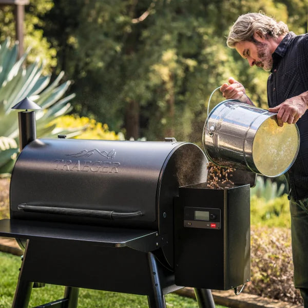 Traeger Ridgeline XL Wood Fired Grill with D2 - Wi-Fi and Grill Cover