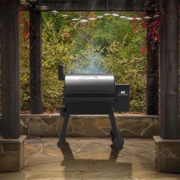 Traeger Ridgeline XL Wood Fired Grill with D2 - Wi-Fi and Grill Cover