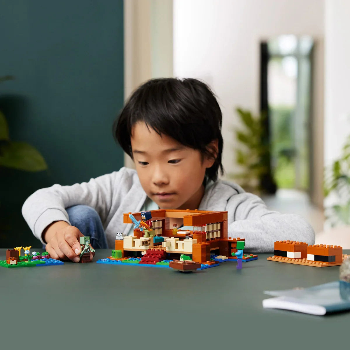 LEGO Minecraft The Frog House