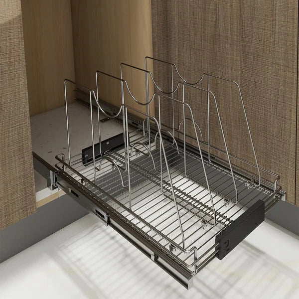 Richelieu Adjustable Pull-Out Pan Divider