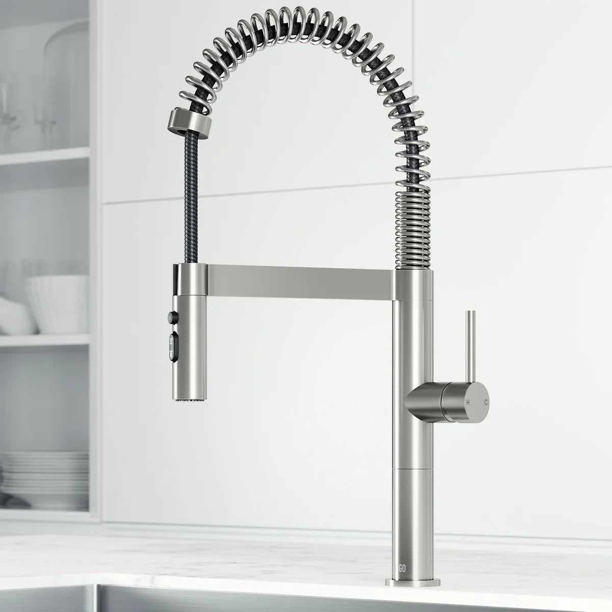VIGO Edison Pro 20 in. Single handle Pull-Down Kitchen Faucet