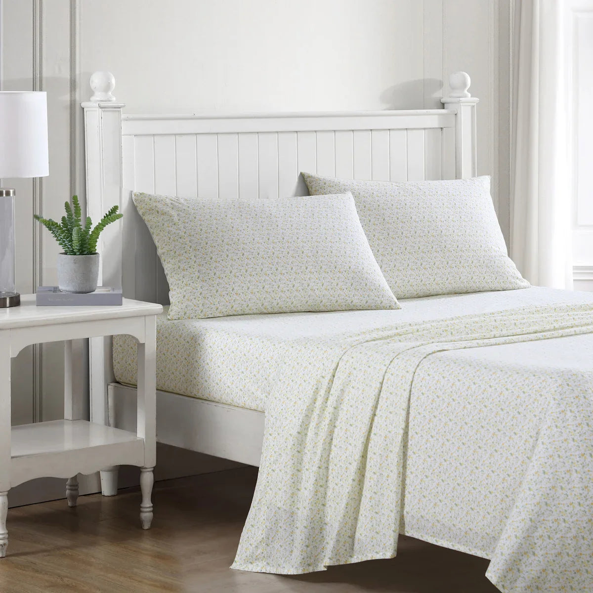 Laura Ashley - Cotton Percale Sheet Set