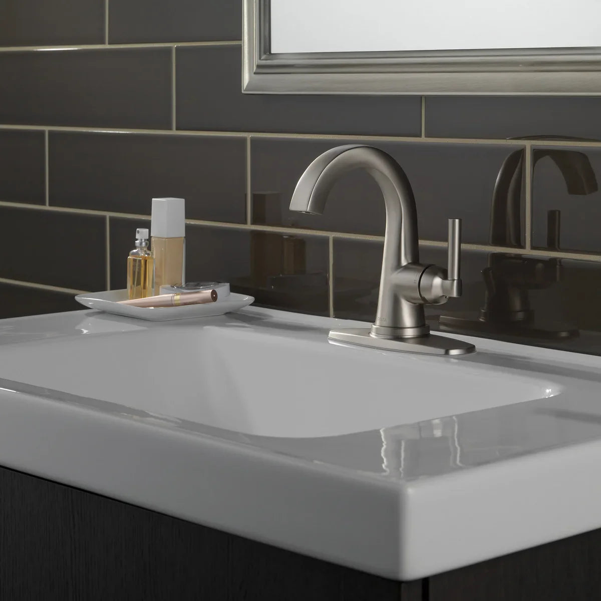 Delta Becker Single Handle Centerset Bathroom Faucet