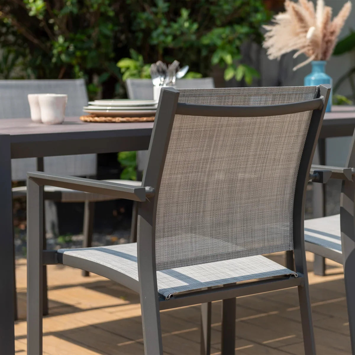 Urbanite 9-piece Patio Dining Set
