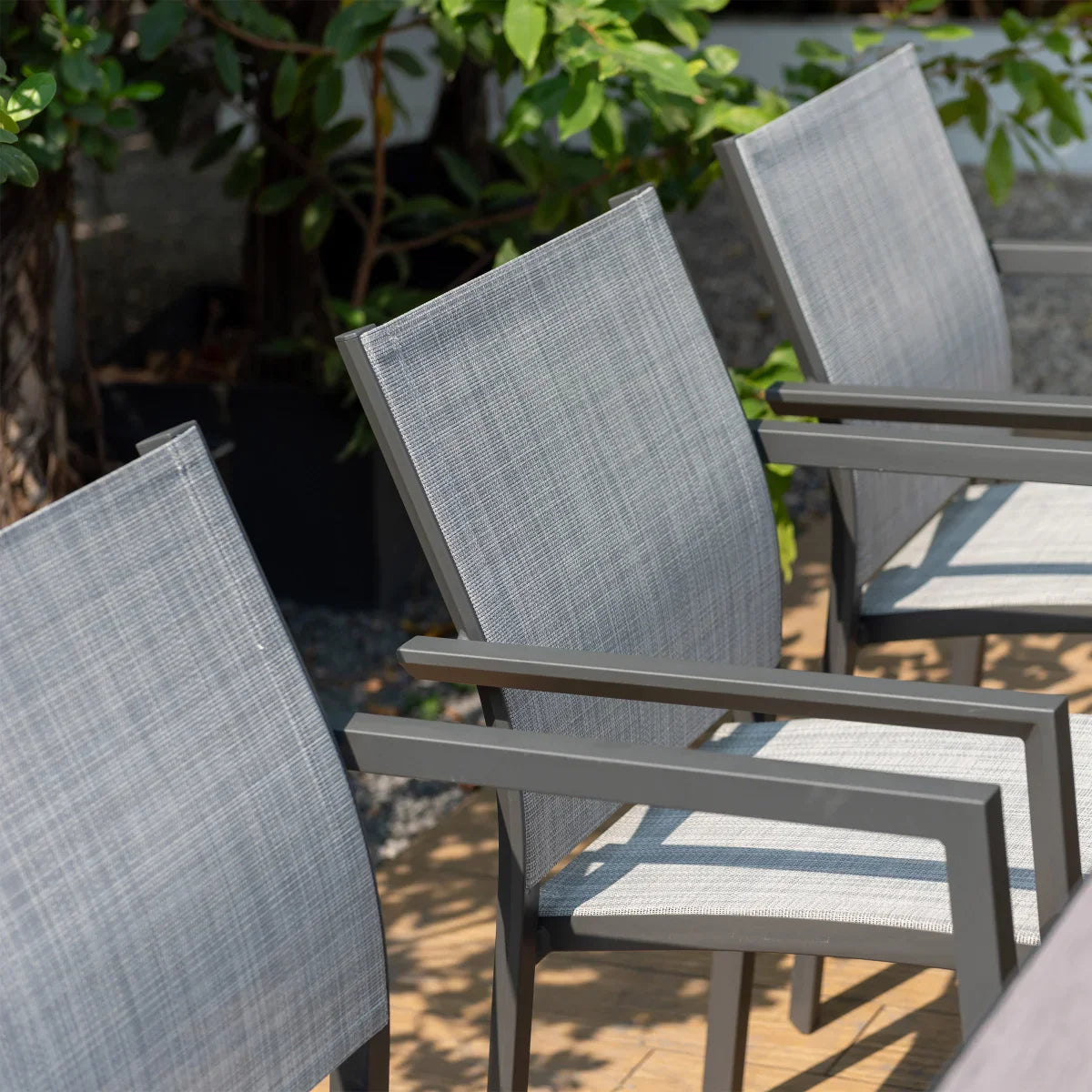 Urbanite 9-piece Patio Dining Set