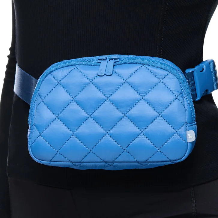 Lolë Unisex Quilted Belt Bag