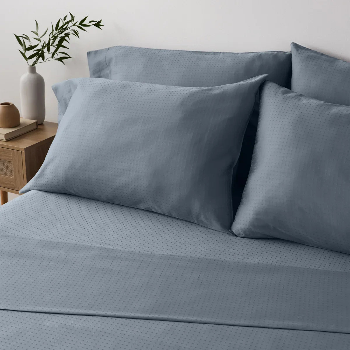 Serene Home 4-piece Sheet Set