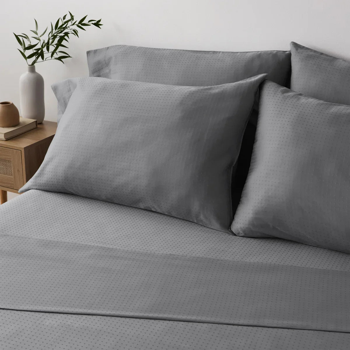 Serene Home 4-piece Sheet Set
