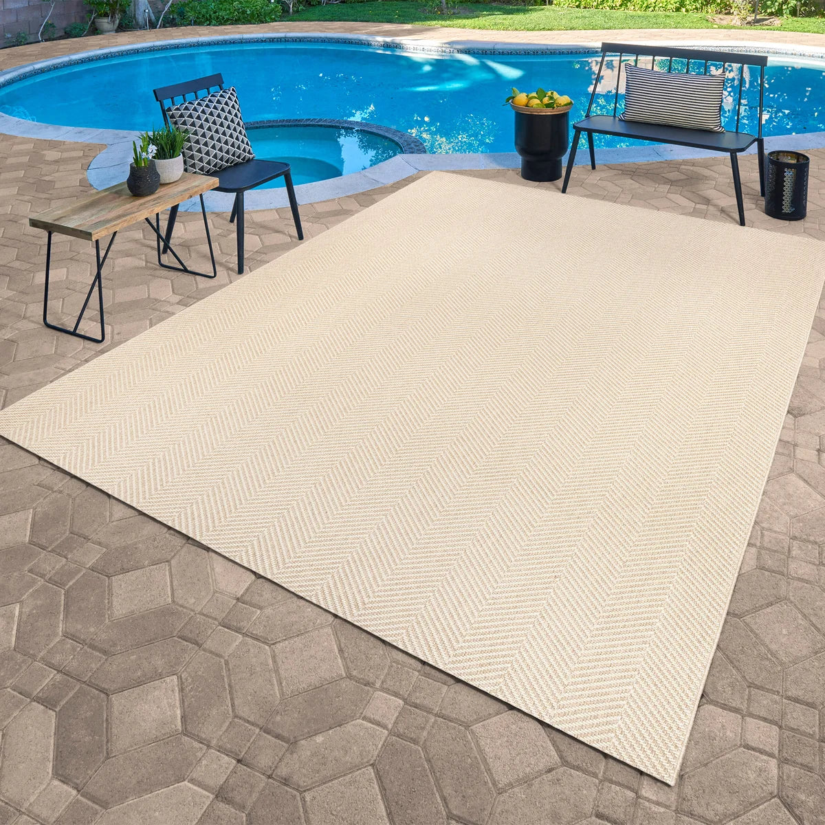 Gertmenian Toscana Collection Aden Angora Outdoor Area Rug
