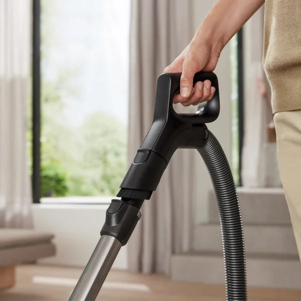 Miele Guard L1 Cat & Dog Plus Canister Vacuum