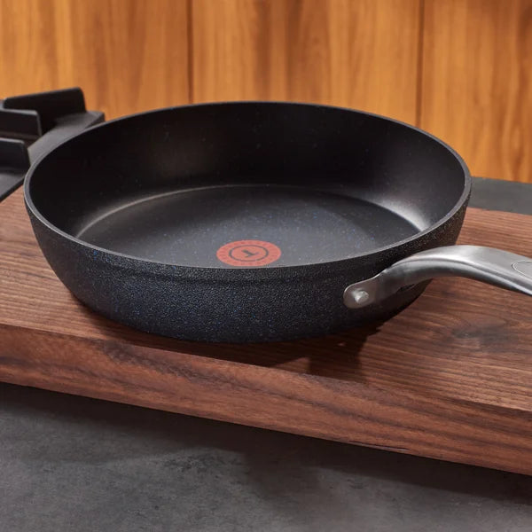 T-Fal Stone Shield Non-Stick Deep Sauté Pan with Lid, 4.7 L (5 qt.)