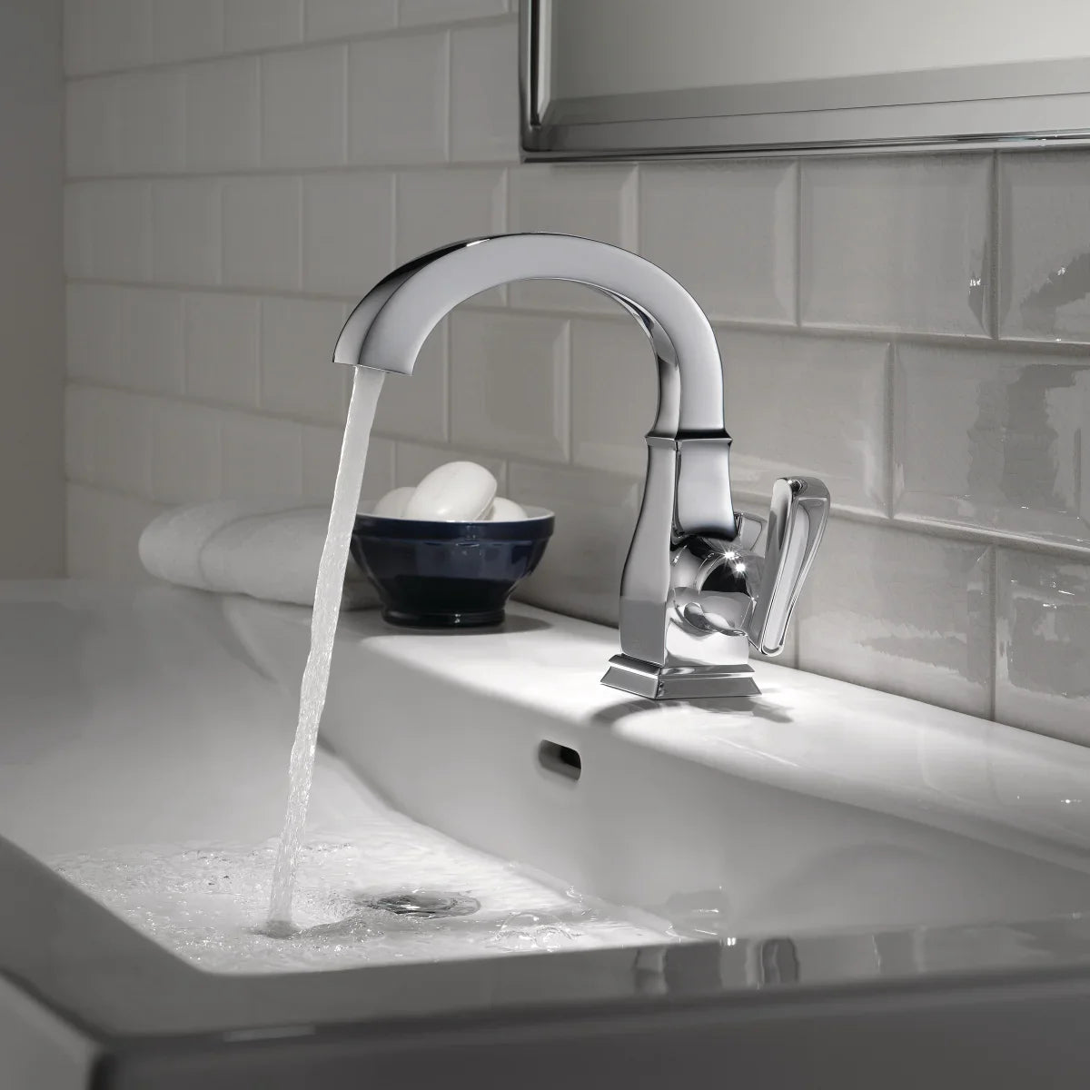 Delta Lakewood Single Handle Bathroom Faucet