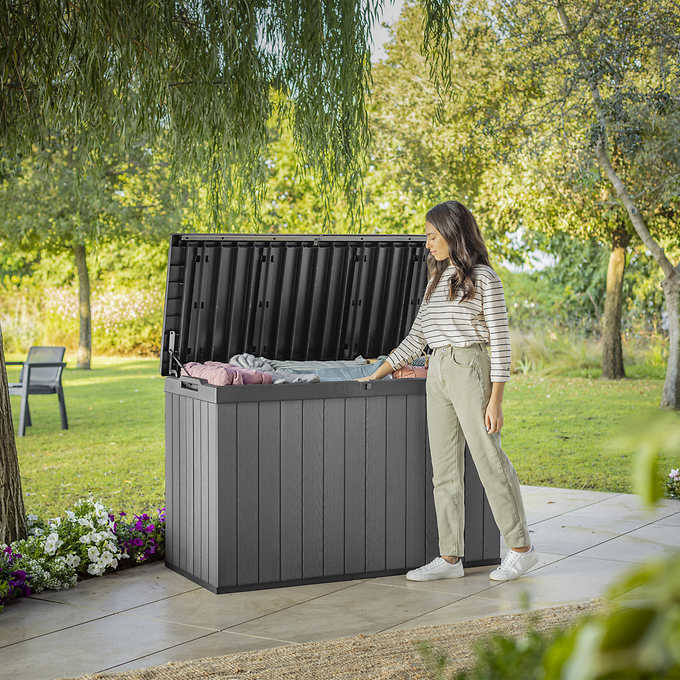 Keter Darwin Deck Box