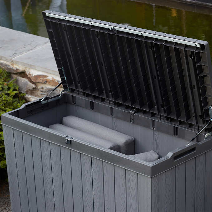 Keter Darwin Deck Box