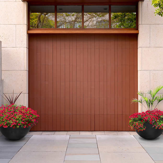 Courtyard 21 53 cm (21 in) Self-Watering Garden Planter