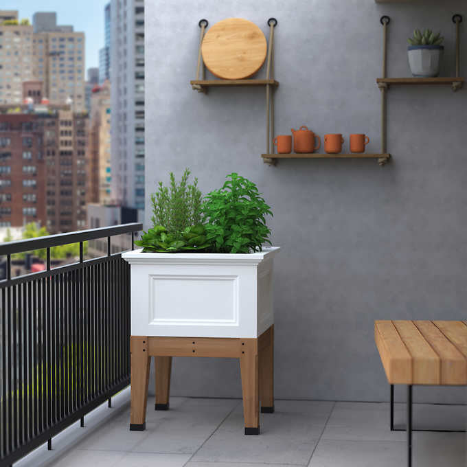 Fairfield 24in Square Elevated Garden Bed