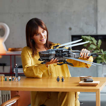 LEGO Icons Dune Atreides Royal Ornithopter