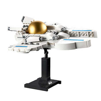 LEGO Creator 3 in 1 Space Astronaut Toy Set, Science Toy